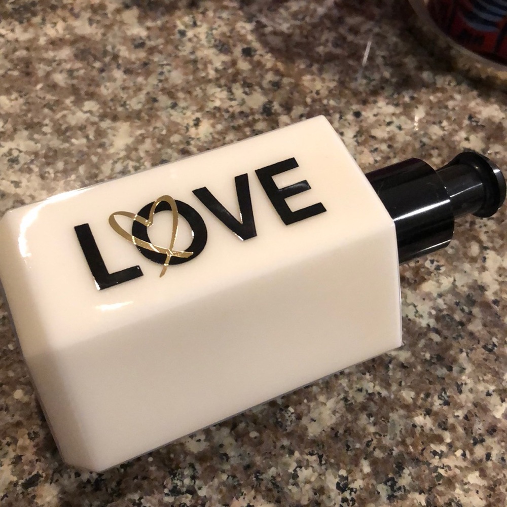 Love fragrance lotion